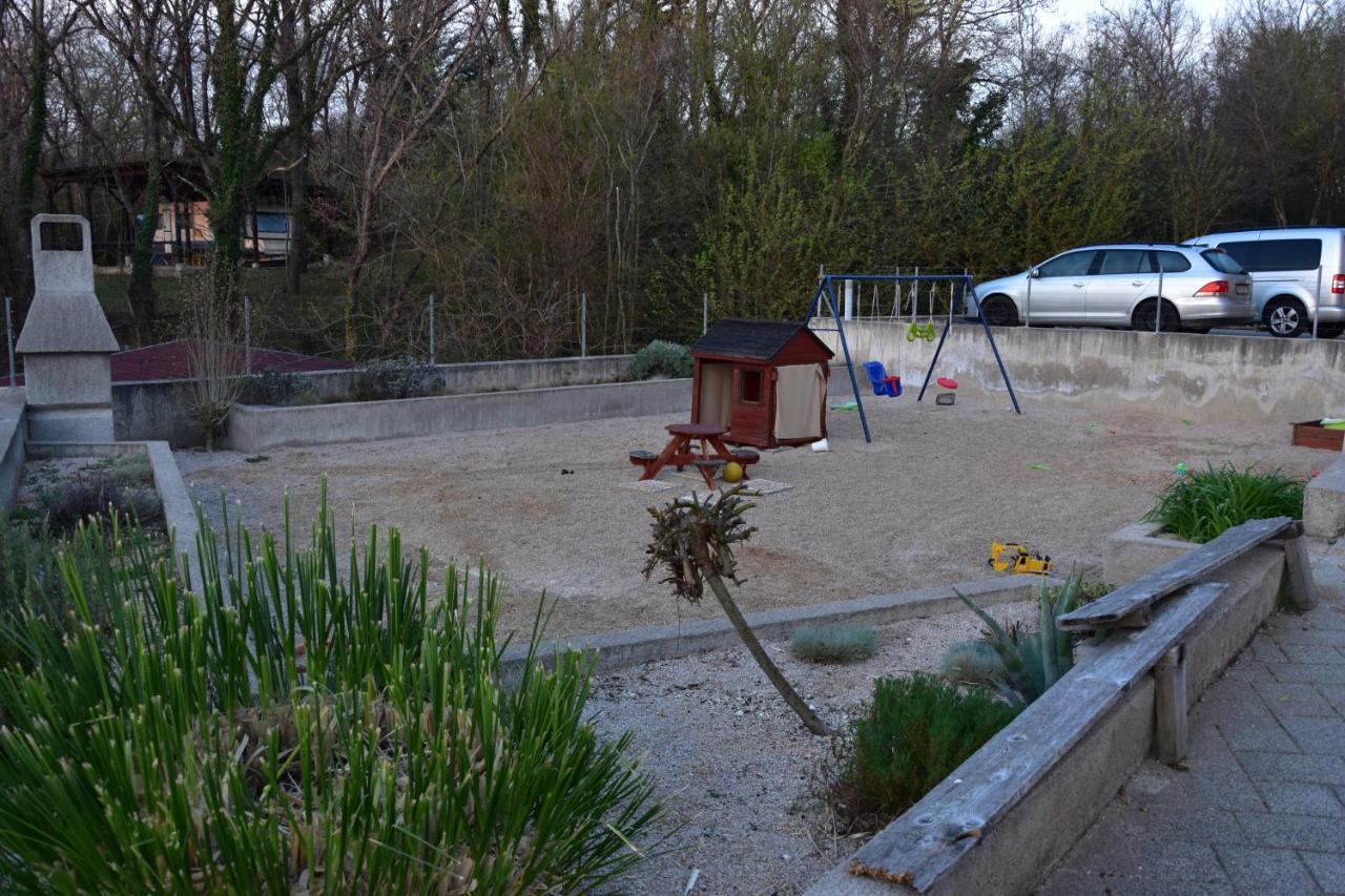 Andrea Apartman Cizici